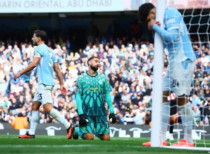 Manchester City đang đối mặt với giai đoạn đen tối sau khi bị kết tội về tất cả các cáo buộc liên quan đến những vi phạm nghiêm trọng các quy tắc tài chính của giải Ngoại hạng Anh. Ảnh: Shutterstock Editorial