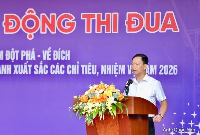 Ông Lê Xuân Mạnh - Trưởng phòng Quản lý đầu tư Công ty Điện lực Thanh Hóa
