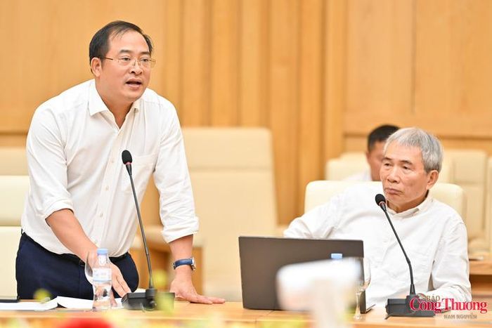 Các hiệp hội, cũng như các đại biểu kiến nghị nâng giá trị gia tăng, phát triển thương hiệu và cụ thể hóa giải pháp thực thi.