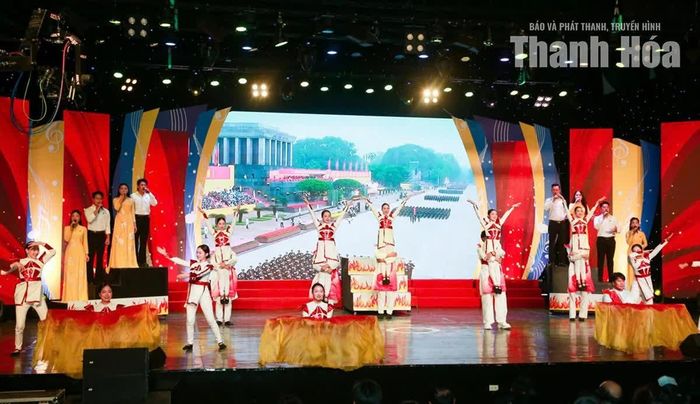 Một số tiết mục trong đêm chung kết Liên hoan nghệ thuật “Khát vọng doanh nhân”.