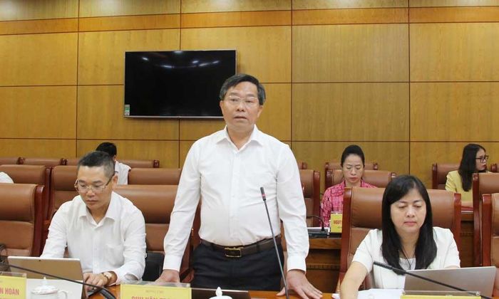 Đại diện Tổ đại biểu HĐND thành phố số 1 nêu ý kiến.