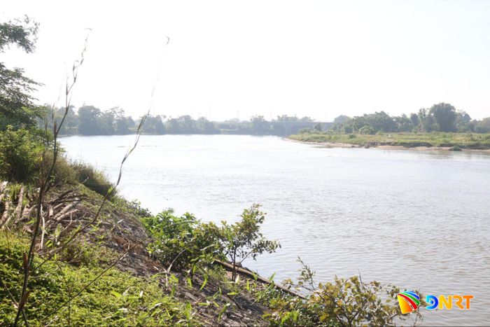 Công trình đập tạm trên sông Vĩnh Điện đã được phá dỡ để thoát lũ; về lâu dài, nơi đây sẽ được đầu tư xây dựng công trình kiên cố nhằm chủ động ngăn mặn, giữ ngọt. Ảnh: HOÀNG HIỆP