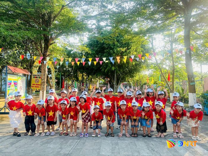 Hoạt động ngoại khóa của trẻ em tại phường Bàn Thạch. Ảnh: KIM CHI