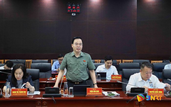 Phó Chủ nhiệm Ủy ban Khoa học, Công nghệ và Môi trường của Quốc hội Trần Văn Khải phát biểu kết luận. Ảnh: NGỌC PHÚ