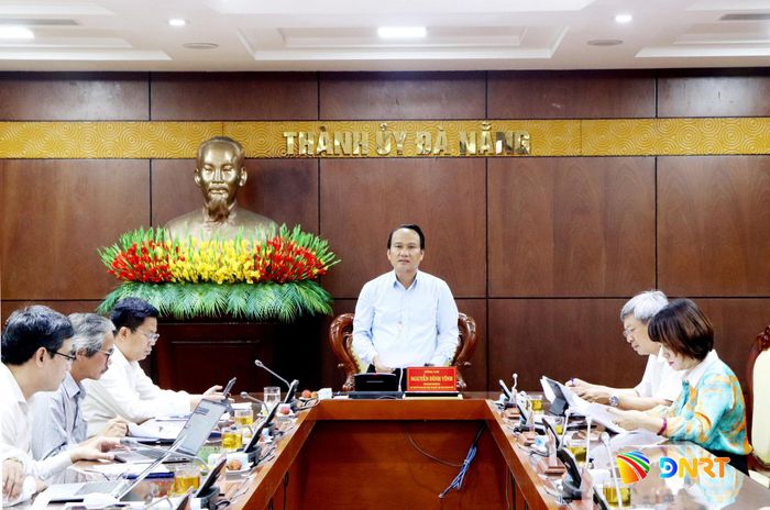 Quang cảnh buổi làm việc. Ảnh: TRỌNG HUY
