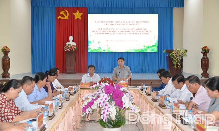 Quang cảnh cuộc họp.