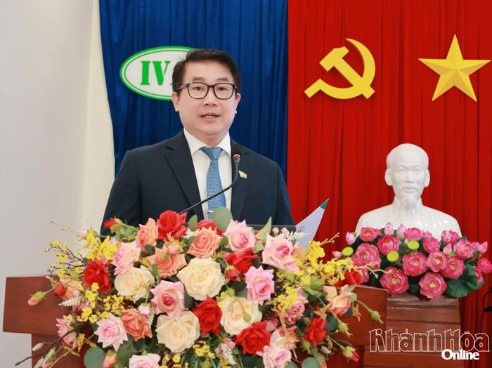 Tiến sĩ Huỳnh Phú Minh Cường - Phó Trưởng ban Khoa học và Công nghệ, Đại học Quốc gia TP. Hồ Chí Minh phát biểu khai mạc hội thảo.