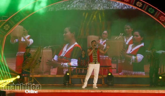Một tiết mục biểu diễn tại chương trình.