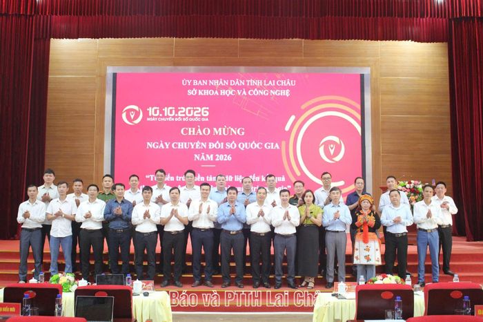  Các sở ngành, địa phương cùng đại diện các doanh nghiệp bưu chính, viễn thông, công nghệ số hưởng ứng Ngày Chuyển đổi số quốc gia năm 2026.