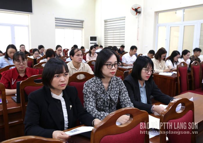Các học viên tham dự hội nghị tập huấn