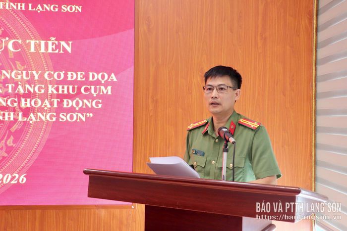 Lãnh đạo Phòng Tham mưu, Công an tỉnh tham luận tại hội thảo