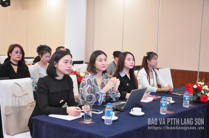 Các học viên tham dự chương trình đào tạo