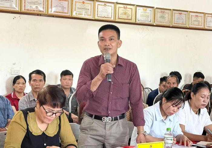 Đại diện các thôn phát biểu tại hội nghị.