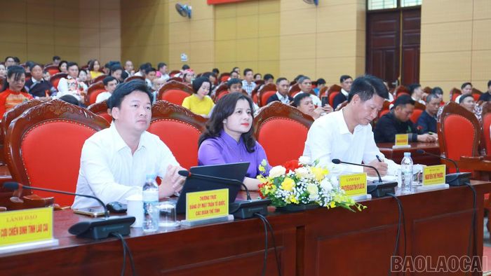  Các đại biểu tham dự hội nghị tôn vinh “Nông dân Lào Cai xuất sắc” năm 2026. 