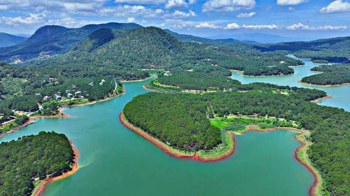 Dự án Robin Dalat Resort bị chậm tiến độ 17 năm, bộc lộ nhiều sai phạm đang cần được tháo gỡ