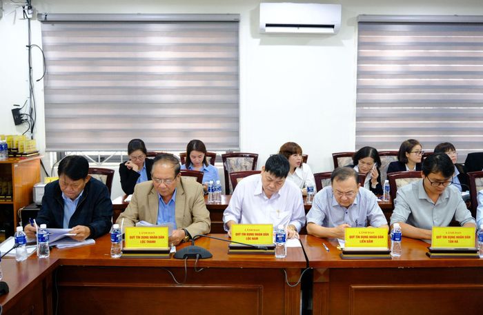 Đại diện lãnh đạo các quỹ tín dụng Nhân dân trên địa bàn tỉnh Lâm Đồng tham dự hội nghị