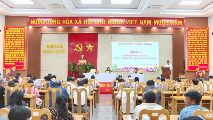 Toàn cảnh buổi tiếp xúc cử tri phường Phan Thiết