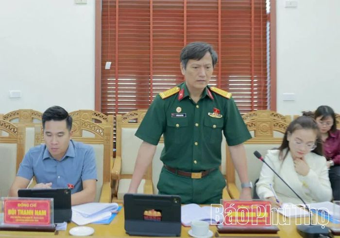 Các đại biểu Quốc hội phát biểu thảo luận tại buổi giám sát.