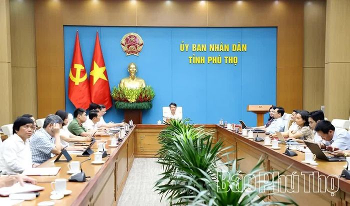 Các đại biểu dự hội nghị tại điểm cầu Phú Thọ.