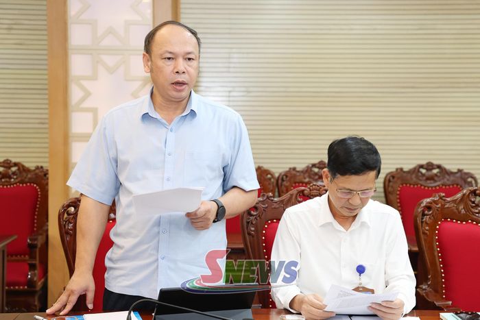 Lãnh đạo Sở Giáo dục và Đào tạo phát biểu tại cuộc làm việc.