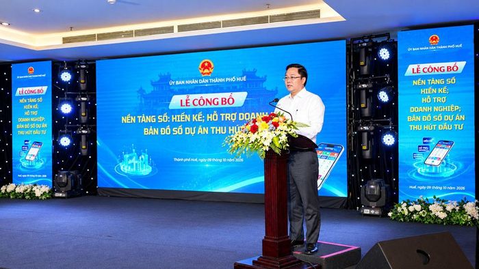 Chủ tịch UBND thành phố Huế Lê Trí Thanh phát biểu tại lễ công bố