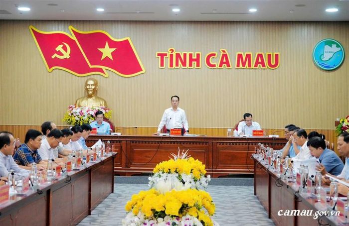 Chủ tịch UBND tỉnh Lữ Quang Ngời phát biểu tại phiên họp chỉ đạo điều hành quý III năm 2026.