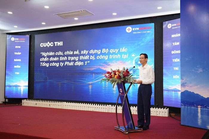 Ông Trần Doãn Thành - Chủ tịch Công đoàn EVNGENCO1 phát động cuộc thi xây dựng Bộ quy tắc chẩn đoán tình trạng thiết bị, công trình
