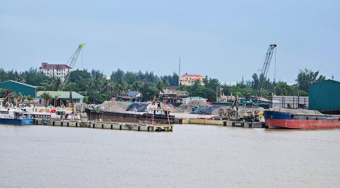 UBND xã Cửa Việt chủ trì thực hiện công tác GPMB, phối hợp chặt chẽ với chủ đầu tư và các đơn vị liên quan kịp thời giải quyết các khó khăn, vướng mắc, bảo đảm tiến độ thực hiện dự án được phê duyệt.