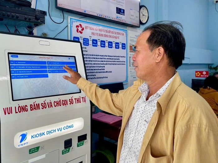 Mức độ hài lòng của người dân khi đến thực hiện thủ tục hành chính tại xã Ngãi Tứ đạt tỷ lệ tuyệt đối 100%.