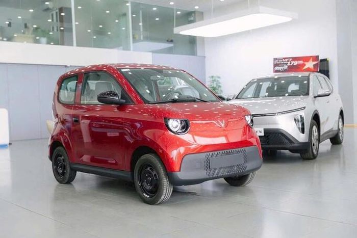 VinFast VF 2 có giá công bố 188 triệu đồng, góp mặt trong nhóm xe điện đô thị dưới 200 triệu đồng.