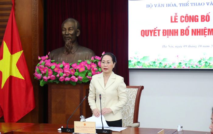 Bộ trưởng Bộ Văn hóa, Thể thao và Du lịch Lâm Thị Phương Thanh phát biểu. Ảnh: Trần Huấn