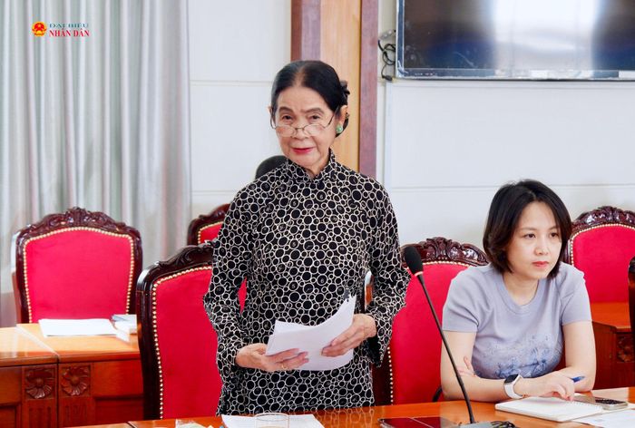Đại diện Đoàn Luật sư TP. Hồ Chí Minh Trương Thị Hoà phát biểu. Ảnh: Hoa Lê