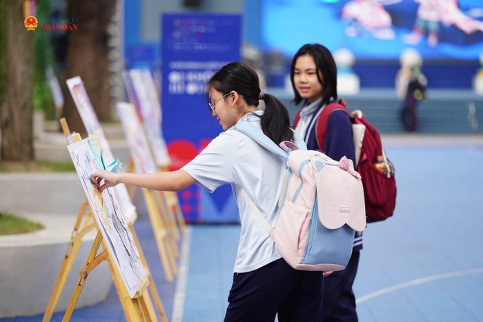 Các em trở thành một mắt xích tích cực trong việc xây dựng văn hóa an toàn số, đồng thời không thay thế vai trò của người lớn trong việc xử lý những tình huống nhạy cảm.