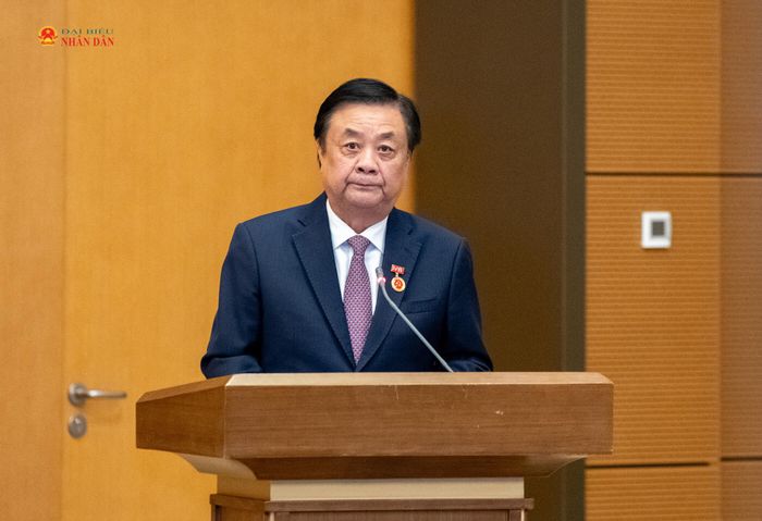 Nguyên Phó Chủ tịch Quốc hội Lê Minh Hoan phát biểu