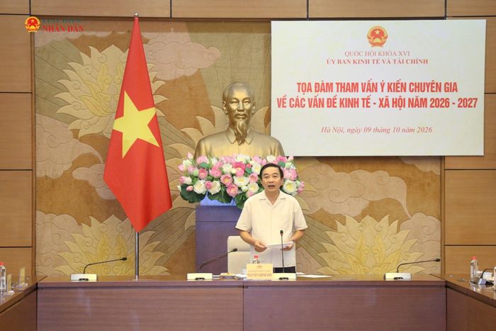 Phó Chủ nhiệm Ủy ban Kinh tế và Tài chính Nguyễn Minh Sơn phát biểu tại tọa đàm. Ảnh: Đắc Trường