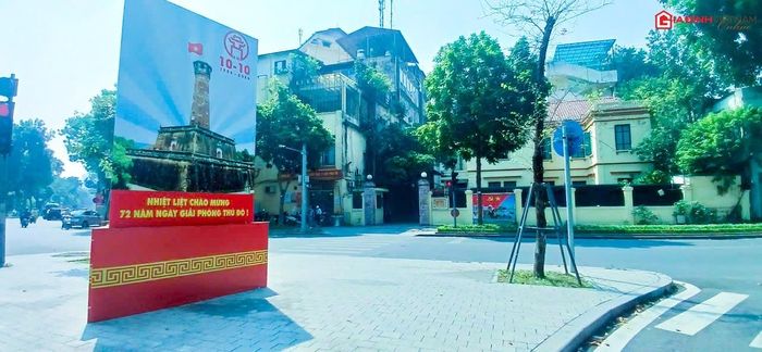 Gợi nhắc dấu mốc lịch sử hào hùng.