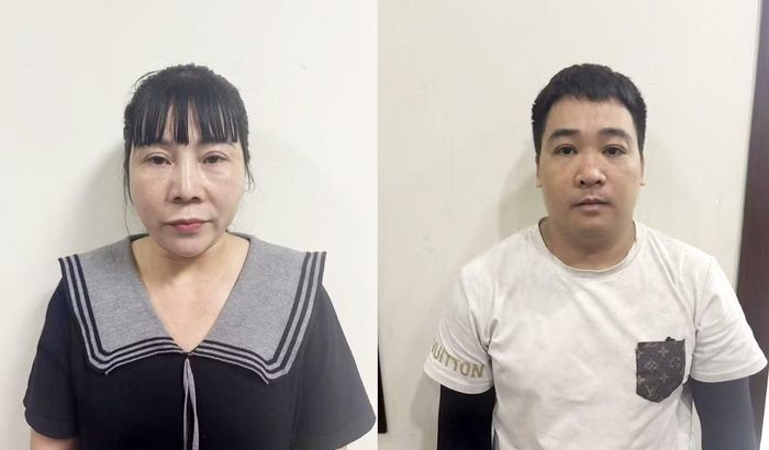 Đối tượng Hiền (bên trái) và Quỳnh (bên phải) tại cơ quan Công an.