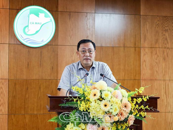 Phó Trưởng ban Thường trực Ban Tổ chức Tỉnh uỷ Nguyễn Minh Phụng hướng dẫn xây dựng danh mục sản phẩm, công việc chuẩn hằng quý, phục vụ đánh giá cán bộ theo chỉ số hiệu quả công việc (KPI).