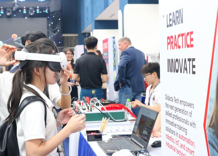 Các công nghệ háp hỗ trợ giáo viên, nhà trường, người học. Ảnh: N.LY