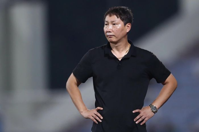HLV Kim Sang-sik đã thử nghiệm những nhân tố tấn công khác như Hai Long hay Ngô Đăng Khoa nhưng vẫn chưa đạt được kỳ vọng.