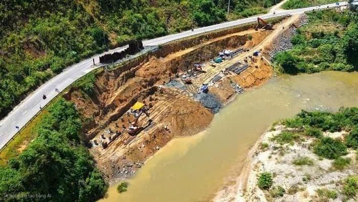 Một đoạn đèo Khánh Lê bị sạt lở