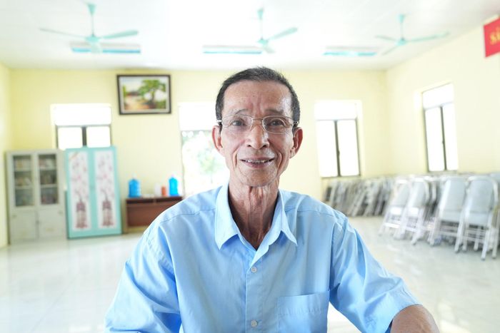 Ông Phùng Quang Bảo chia sẻ về câu chuyện hoà giải trên địa bàn. Ảnh: Công Phương