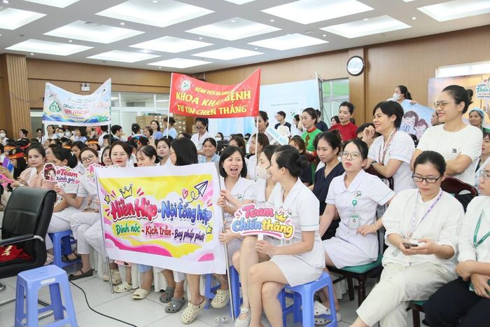 Hội thi đã thu hút sự quan tâm của đông đảo cán bộ nhân viên của bệnh viện. Ảnh: BVCC