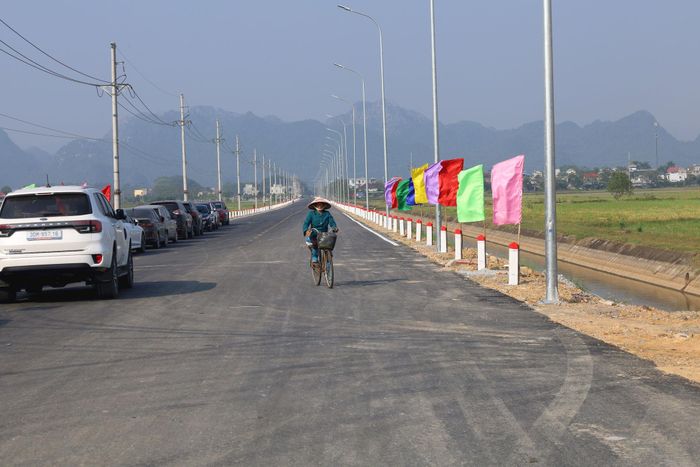 Giai đoạn 2026-2030, xã Phúc Sơn tiếp tục đầu tư mở rộng hơn 2km đường nối trực tiếp tới hồ Tuy Lai. Ảnh: Kim Nhuệ