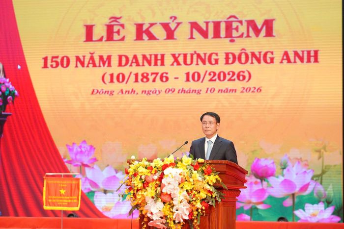 Phó Bí thư Thường trực Thành ủy Nguyễn Trọng Đông phát biểu tại buổi lễ. Ảnh: Phạm Hùng
