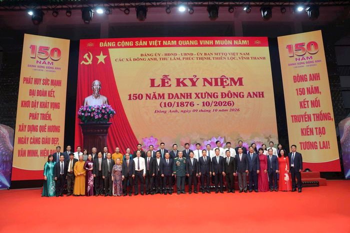 Đảng bộ, chính quyền và nhân dân 5 xã sẽ tiếp tục phát huy truyền thống, đóng góp xứng đáng vào sự phát triển nhanh, bền vững của đất nước và Thủ đô trong kỷ nguyên mới. Ảnh: Phạm Hùng