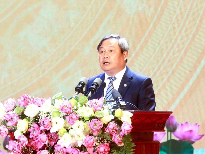 Chủ tịch UBND thành phố, Chủ tịch Hội đồng Thi đua - Khen thưởng thành phố Hà Nội Vũ Đại Thắng phát biểu tại hội nghị. Ảnh: Thành Thái
