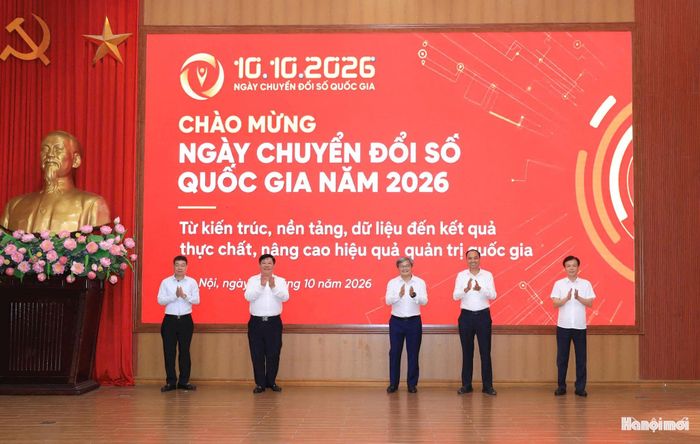 Phường Tây Hồ phát động hưởng ứng Ngày hội Chuyển đổi số quốc gia và Ngày Chuyển đổi số thành phố Hà Nội năm 2026.