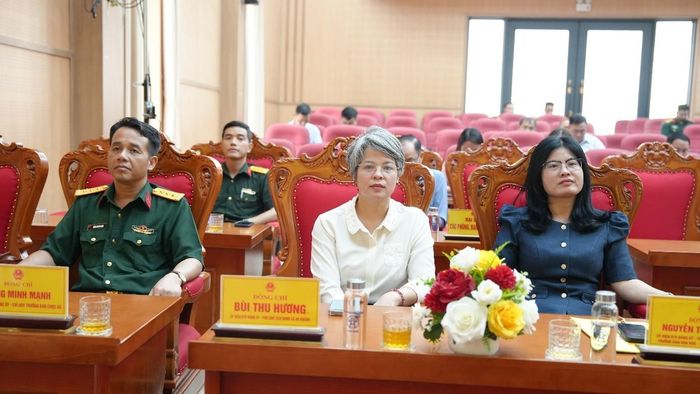 Đại biểu dự buổi lễ. Ảnh: Phương Lan