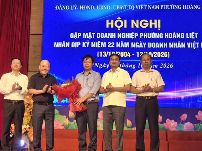 Ra mắt Câu lạc bộ Doanh nhân Hoàng Liệt lâm thời. Ảnh: AT